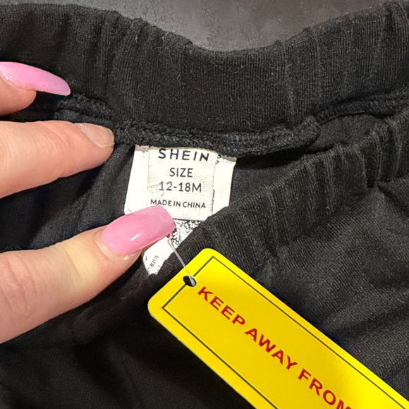 SHEIN Gray and Black Kids Matching Set Never Worn NWT - Picture 3 of 4